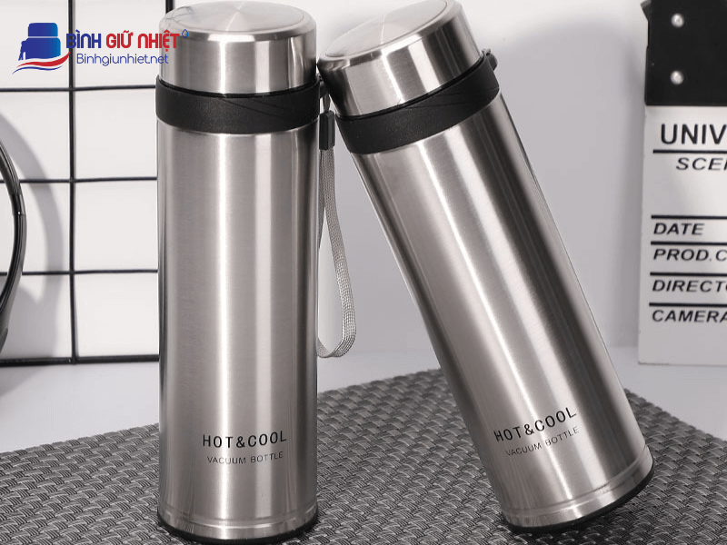 Bình giữ nhiệt 750ml có bền không? Top 5 bình giữ nhiệt 750ml được đánh giá cao nhất 2 Bình giữ nhiệt 750ml có bền không? Top 5 bình giữ nhiệt 750ml được đánh giá cao nhất