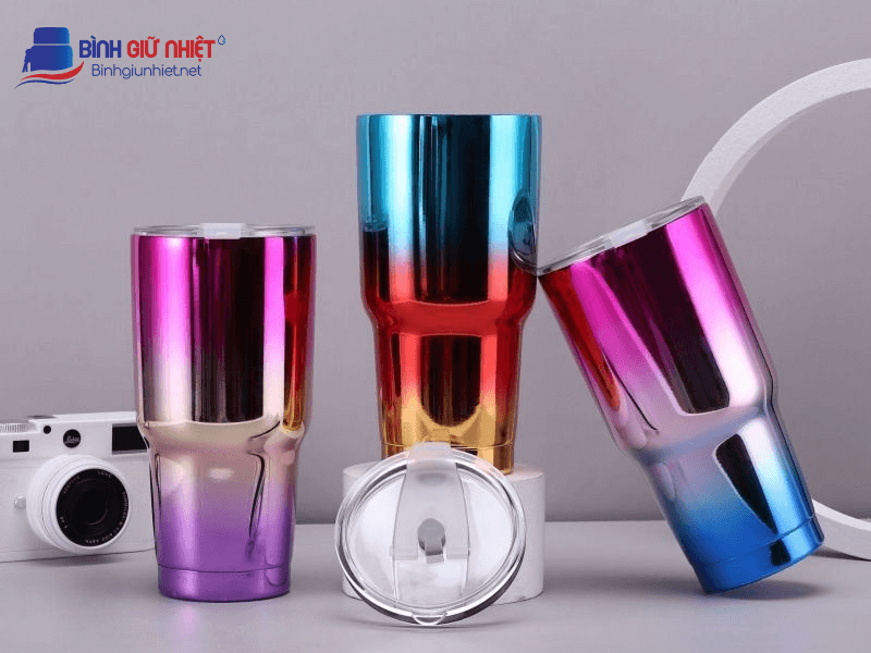 Review bình giữ nhiệt 900ml – Sản phẩm không thể thiếu trong cuộc sống hàng ngày