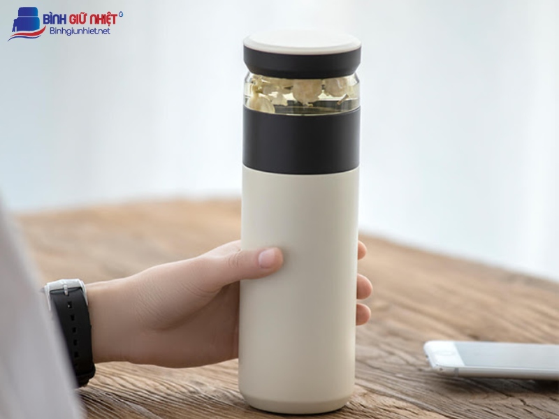Khám Phá Xu Hướng Thiết Kế Bình Pha Trà Giữ Nhiệt Đang Hot Nhất Hiện Nay