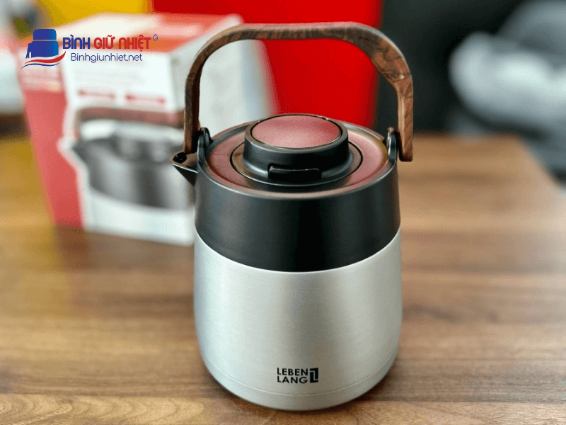 Bình giữ nhiệt tiếng Anh là gì ? Một số thuật ngữ cần biết về bình giữ nhiệt tiếng Anh