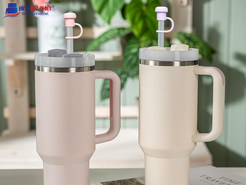 Bình giữ nhiệt có ống hút có an toàn không? Nên sử dụng không?