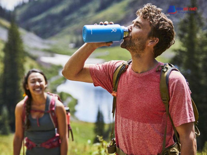Đánh giá chi tiết bình giữ nhiệt Hydro Flask Trail Series – Có đáng để đầu tư?