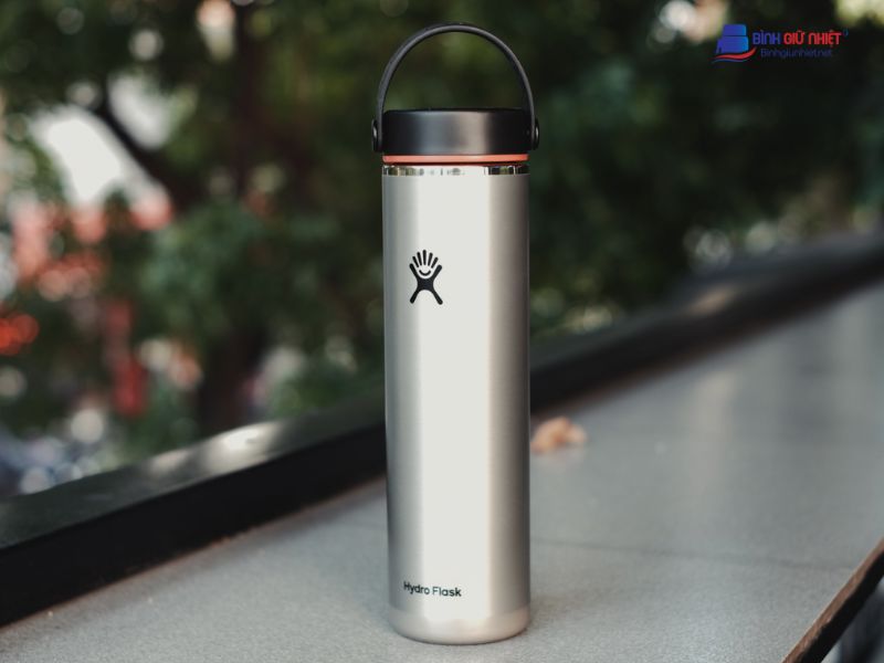 Đánh giá chi tiết bình giữ nhiệt Hydro Flask Trail Series – Có đáng để đầu tư?