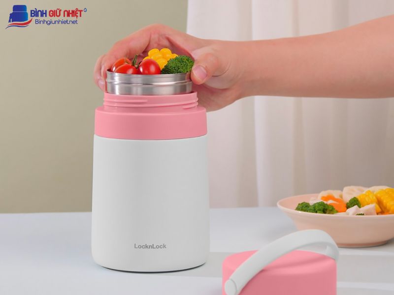 Xu Hướng Thiết kế Bình Đựng Thức Ăn Giữ Nhiệt - Hiện Đại Và Tiện Dụng 3 Xu Hướng Thiết kế Bình Đựng Thức Ăn Giữ Nhiệt – Hiện Đại Và Tiện Dụng